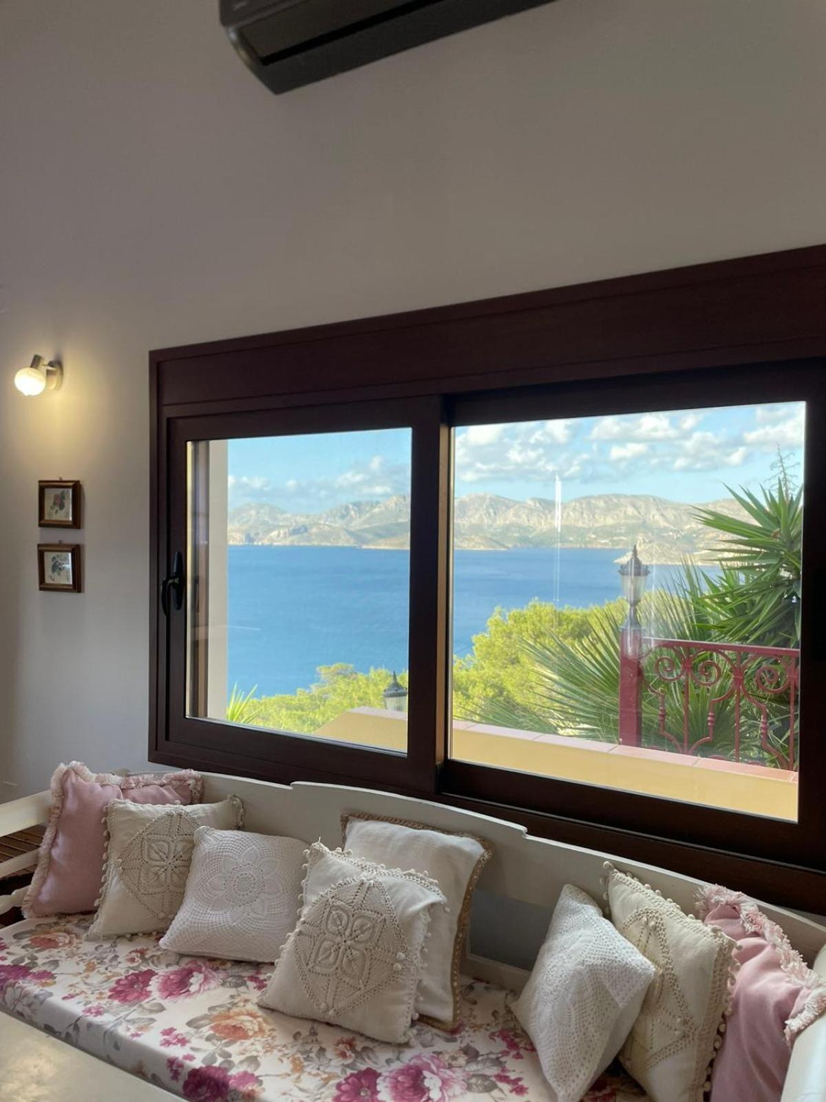 Myrties Villa Next To The Sea!! מראה חיצוני תמונה